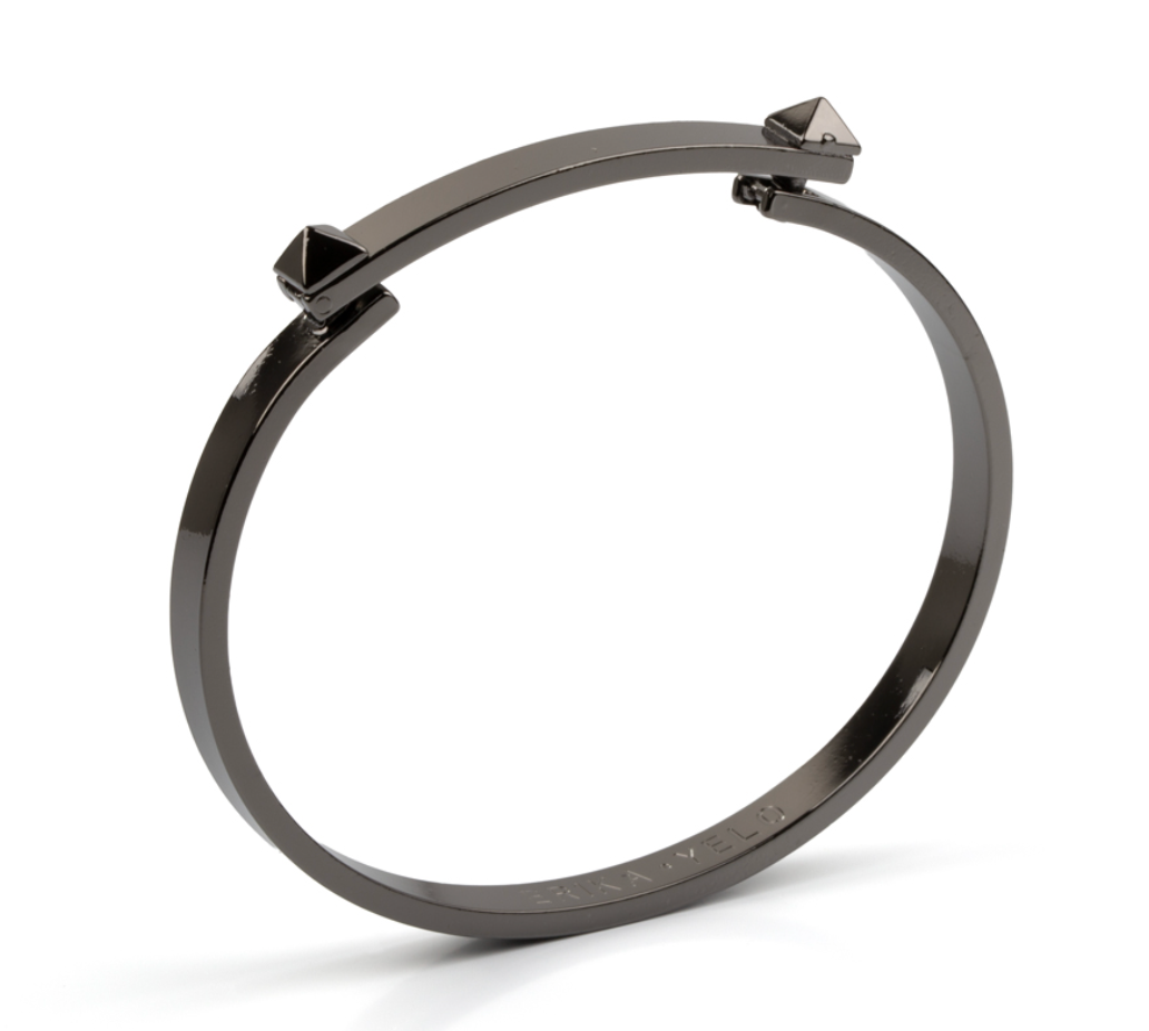 Insatiable Sculpted stud Cuff