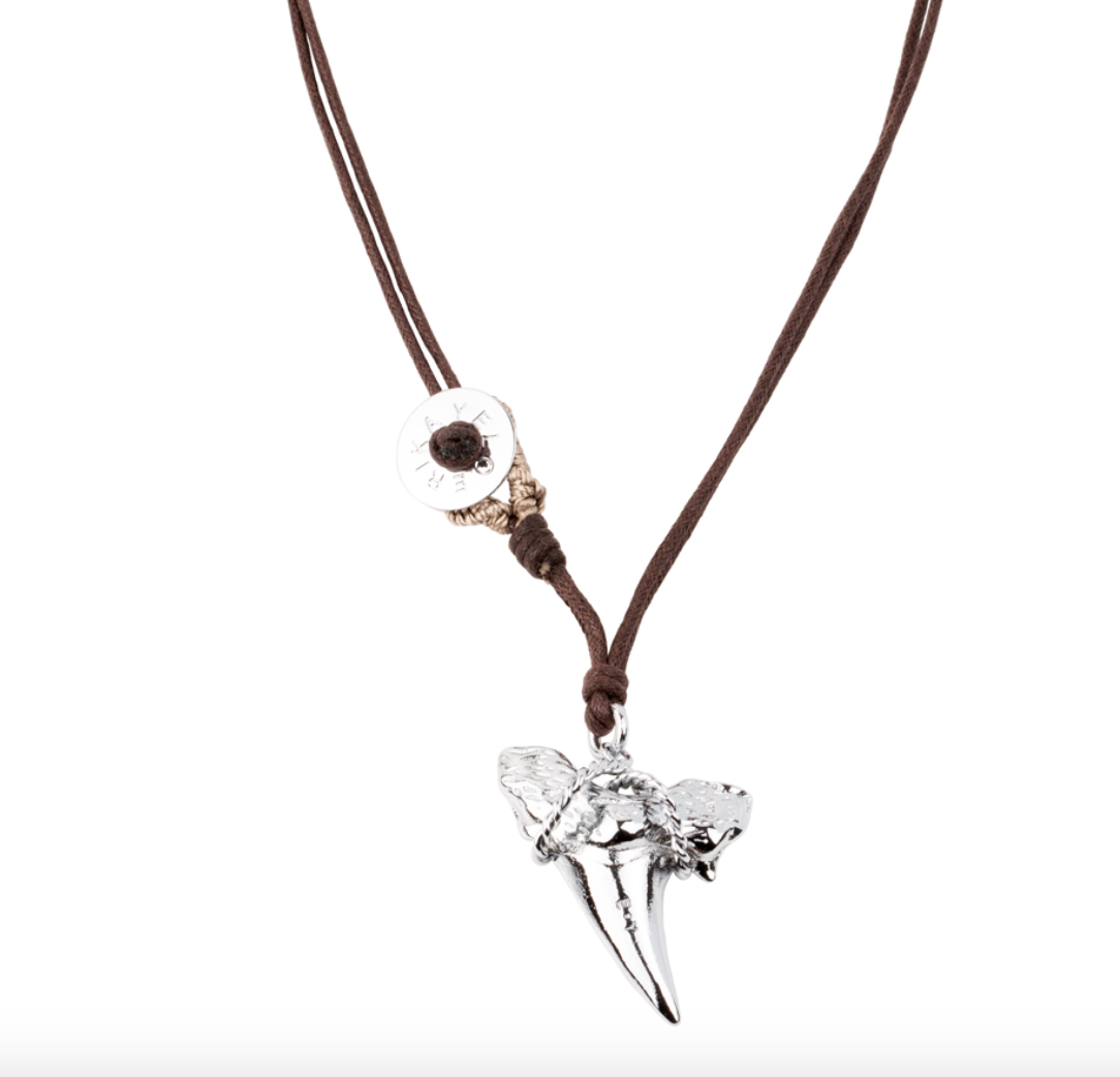 Shark Tooth Classic – Bronze Choker